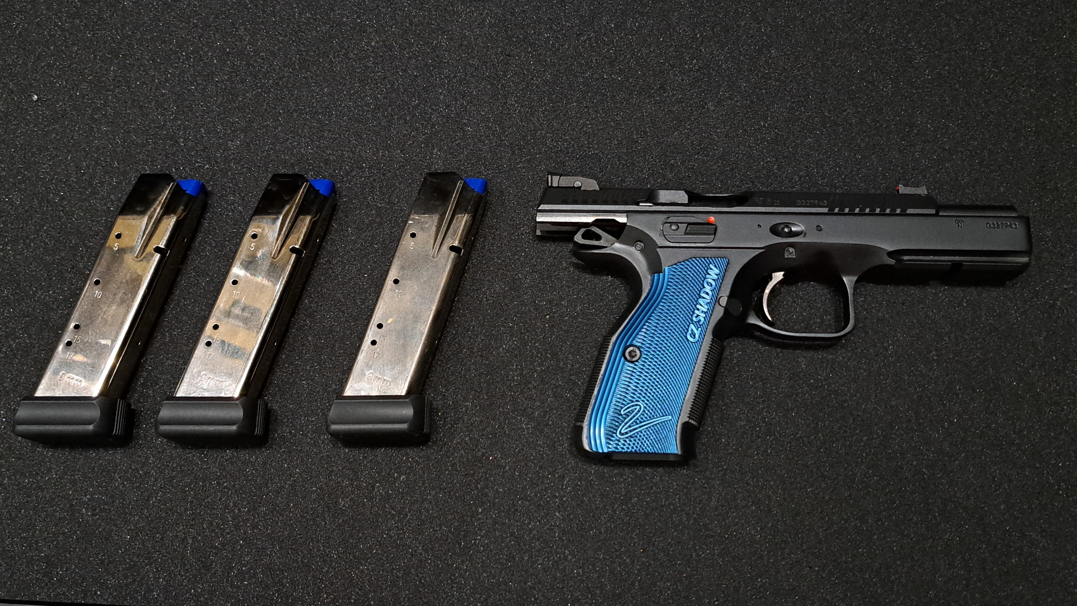 CZ SHADOW 2 - 9 MM LUGER - SCHWARZ/BLAU - SA/DA - GEBRAUCHTWAFFE