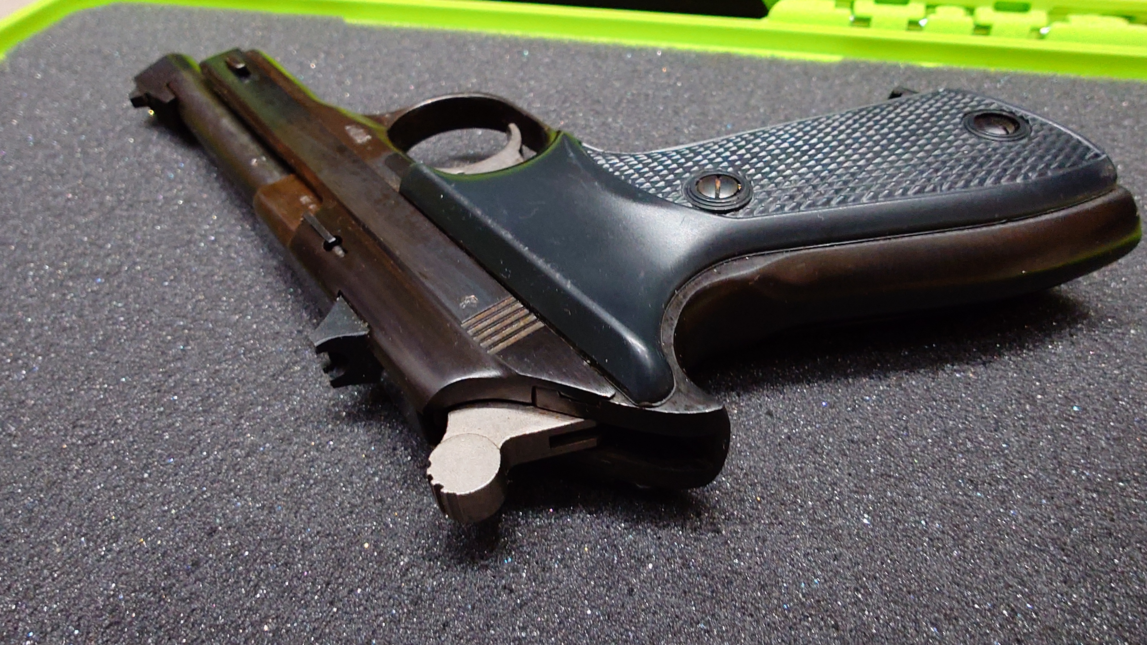 BAIKAL MARGO - KALIBER .22LR MIT 2. MAGAZIN UND OVP -  ZUSTAND 1