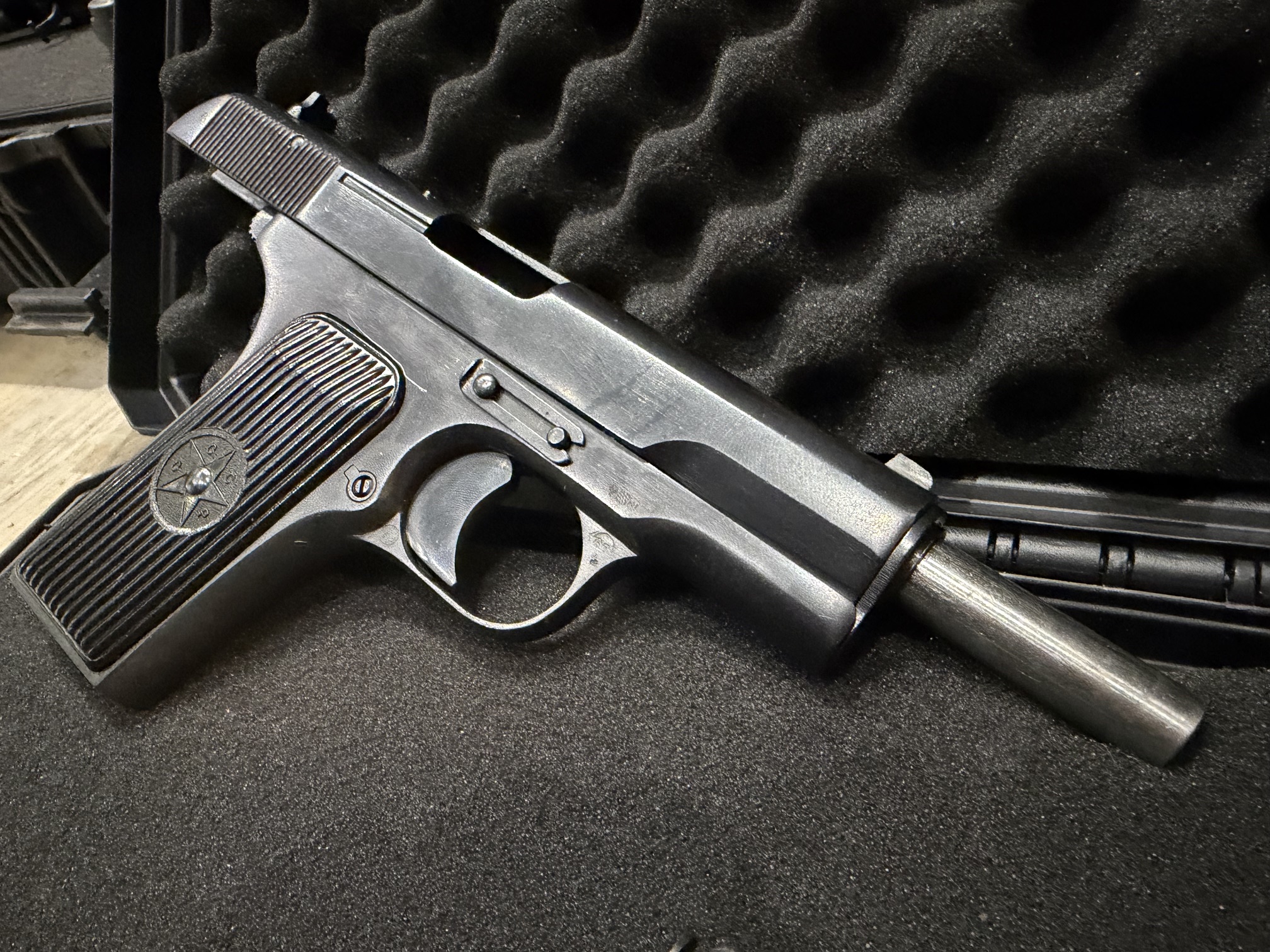 TOKAREV TT-33 - BAUJAHR 1950 - 7,62x25MM
