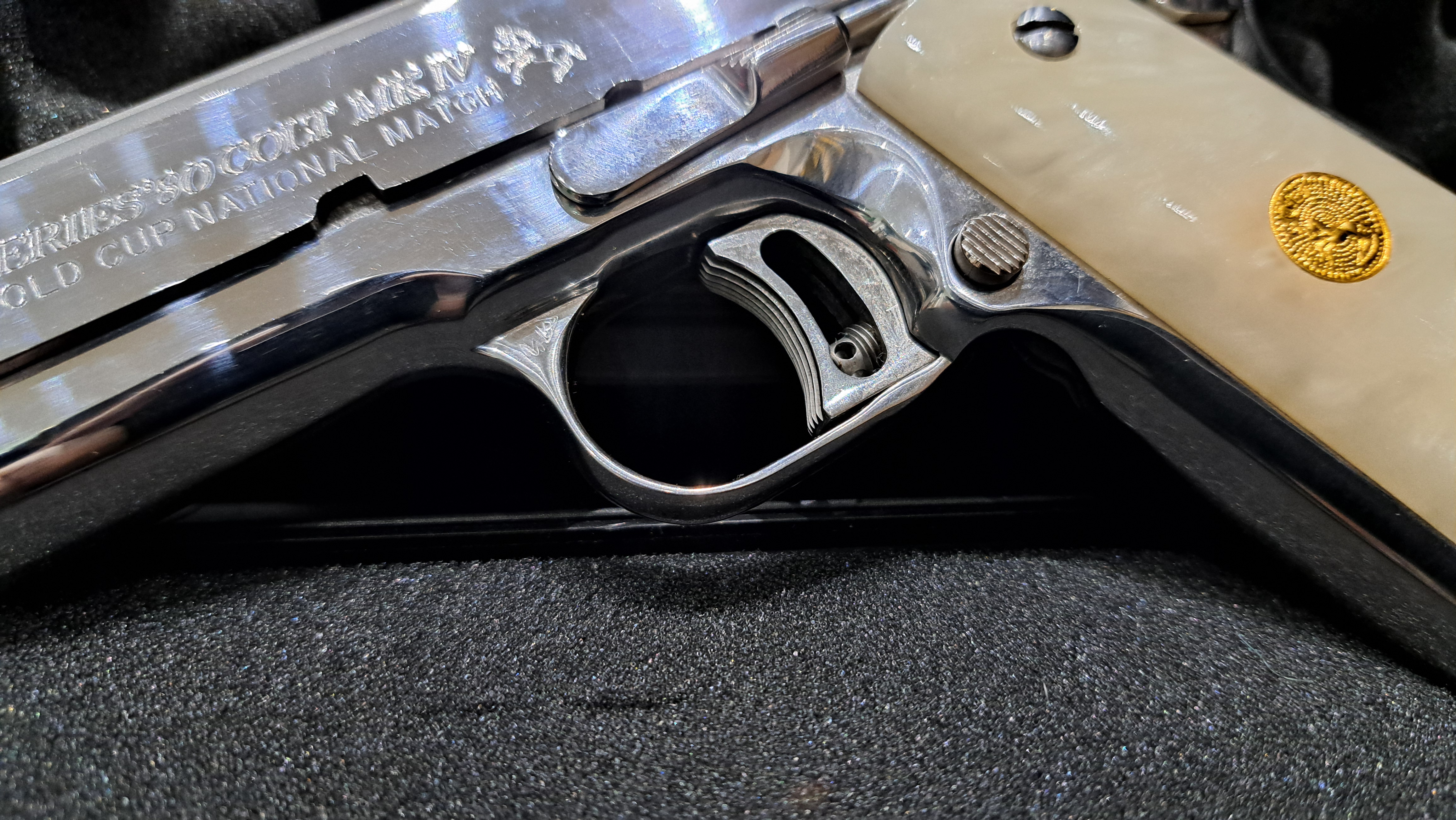 COLT 1911 A1 GOLD CUP - VERCHROMT - .45ACP - OVP - NEUWERTIG