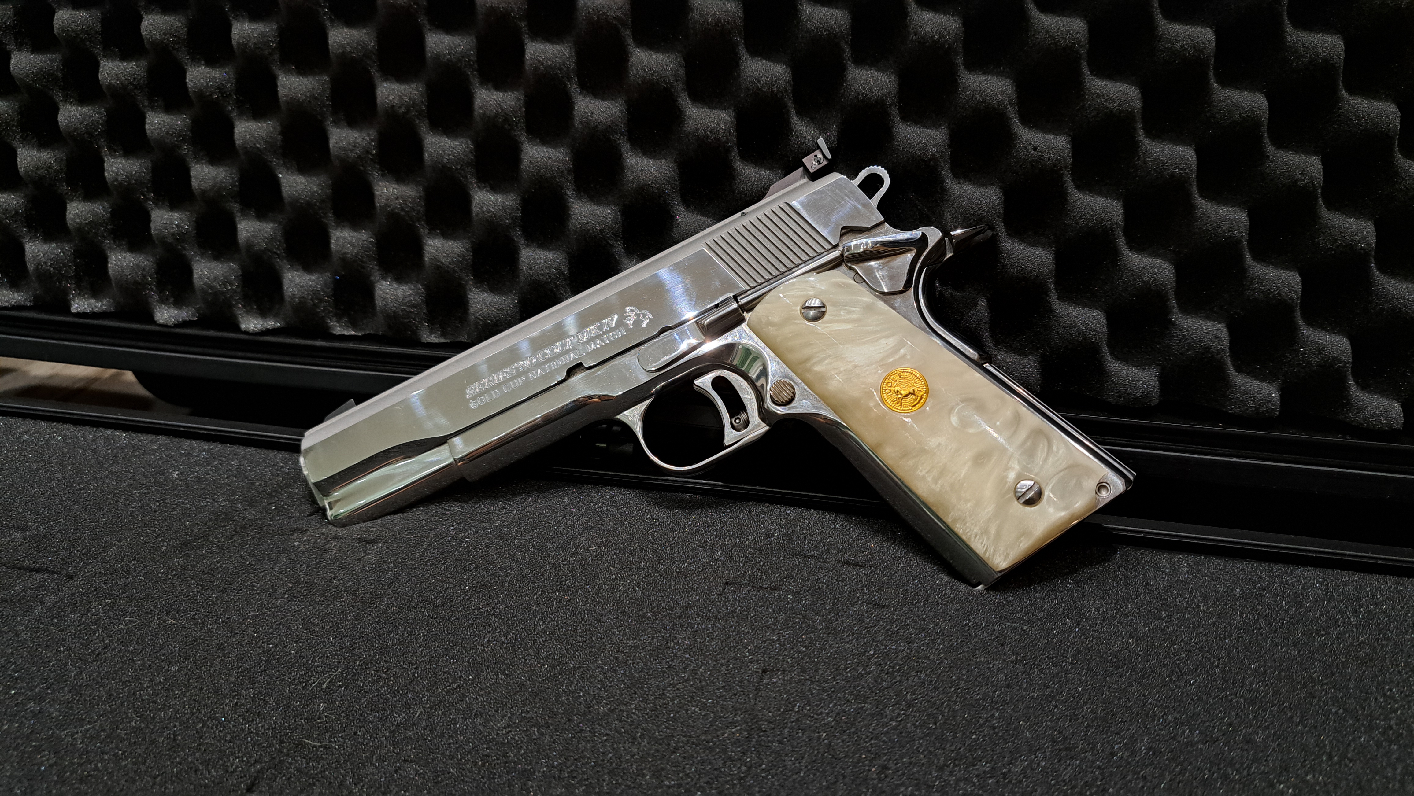 COLT 1911 A1 GOLD CUP - VERCHROMT - .45ACP - OVP - NEUWERTIG