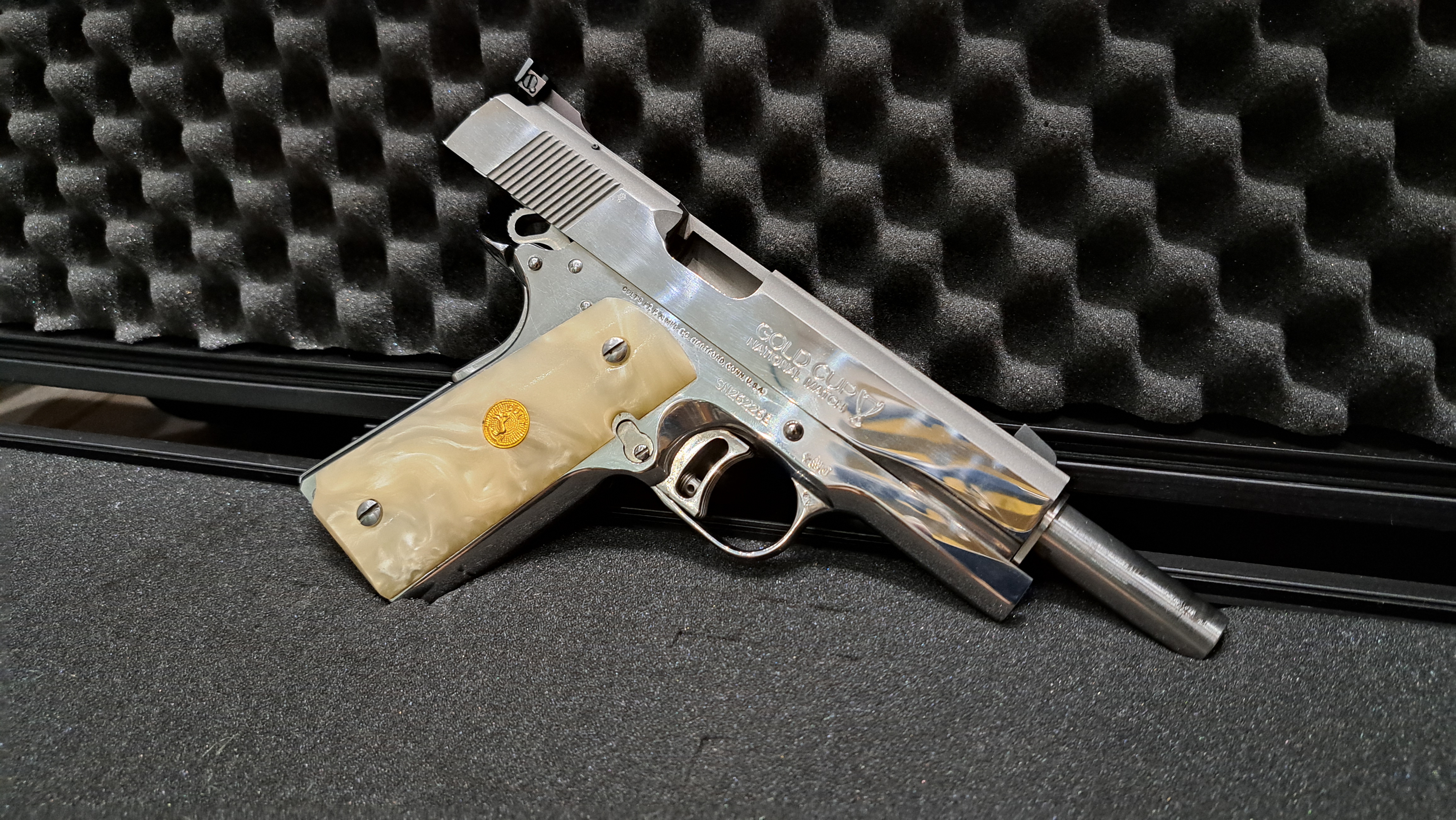 COLT 1911 A1 GOLD CUP - VERCHROMT - .45ACP - OVP - NEUWERTIG