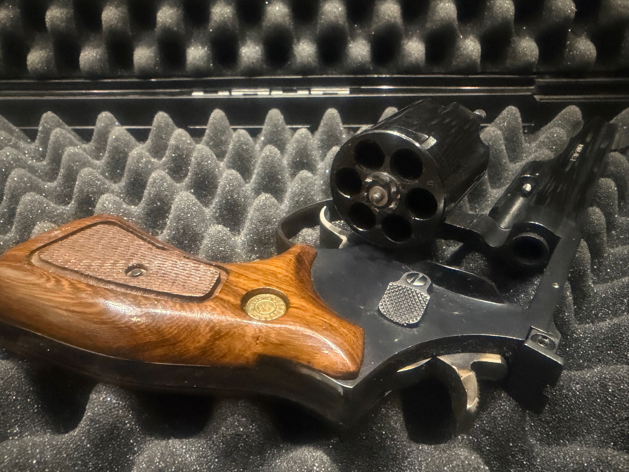 TAURUS 66 -  6 ZOLL -REVOLVER - .357MAG - BRÜNIERT - ZUSTAND 1