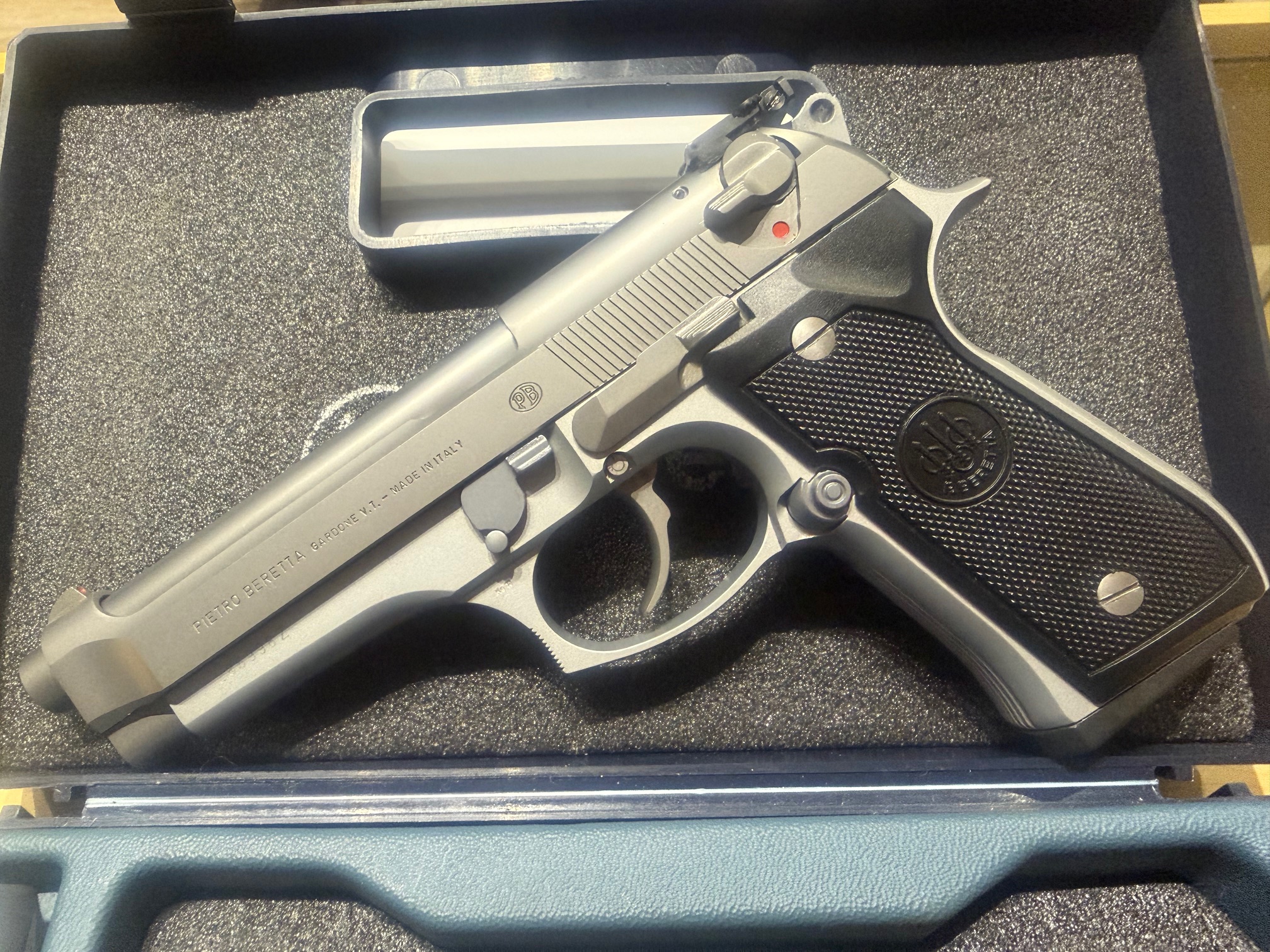 BERETTA 92 FS INOX - 9MM LUGER - VERSTELLB. VISIER